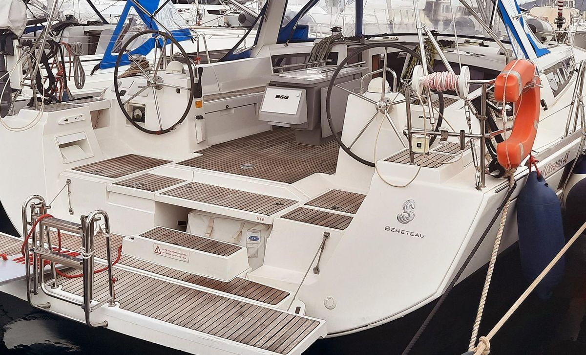Charter Barca a Vela in Toscana – 48.5'<br><a href=dettaglio.aspx?Id=378 >VAI ALLA SCHEDA</a>